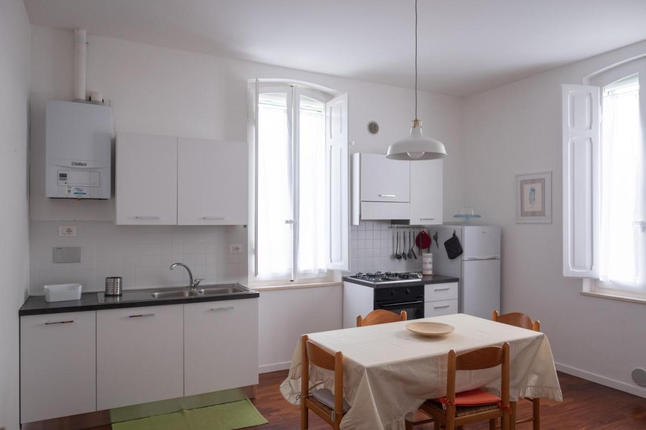 Casa Alina- Art House Lejlighed Foligno Eksteriør billede