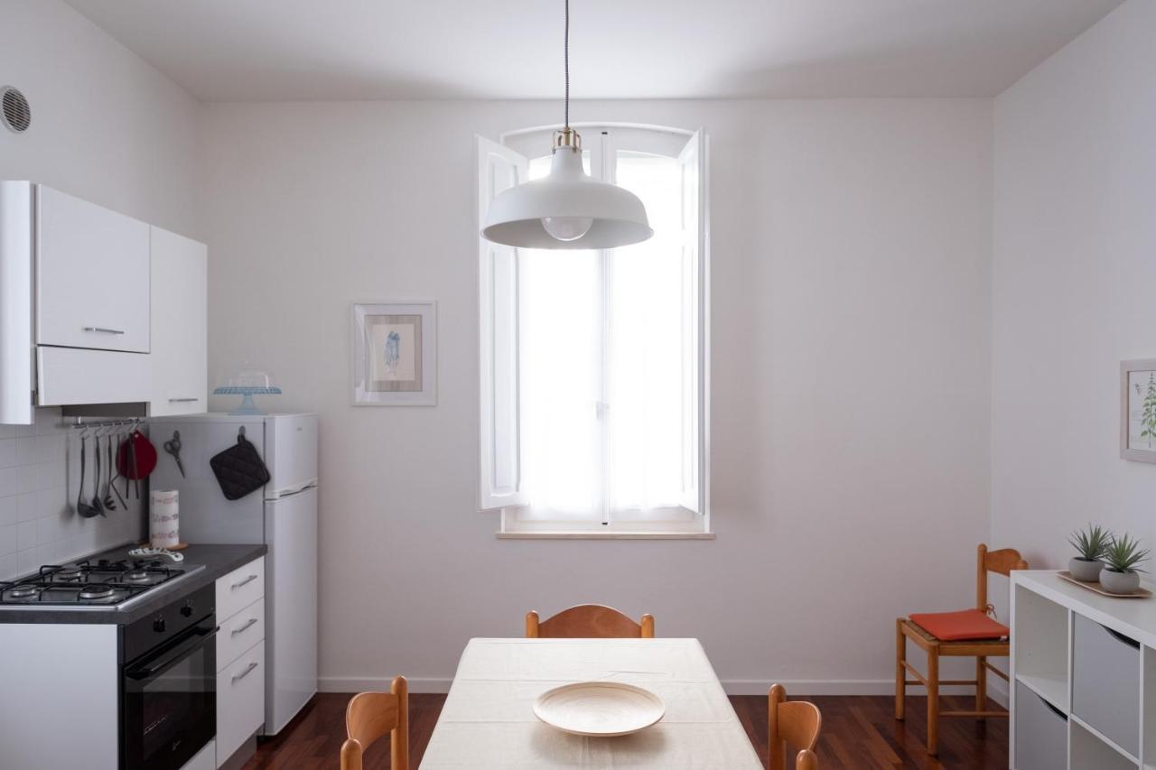 Casa Alina- Art House Lejlighed Foligno Eksteriør billede